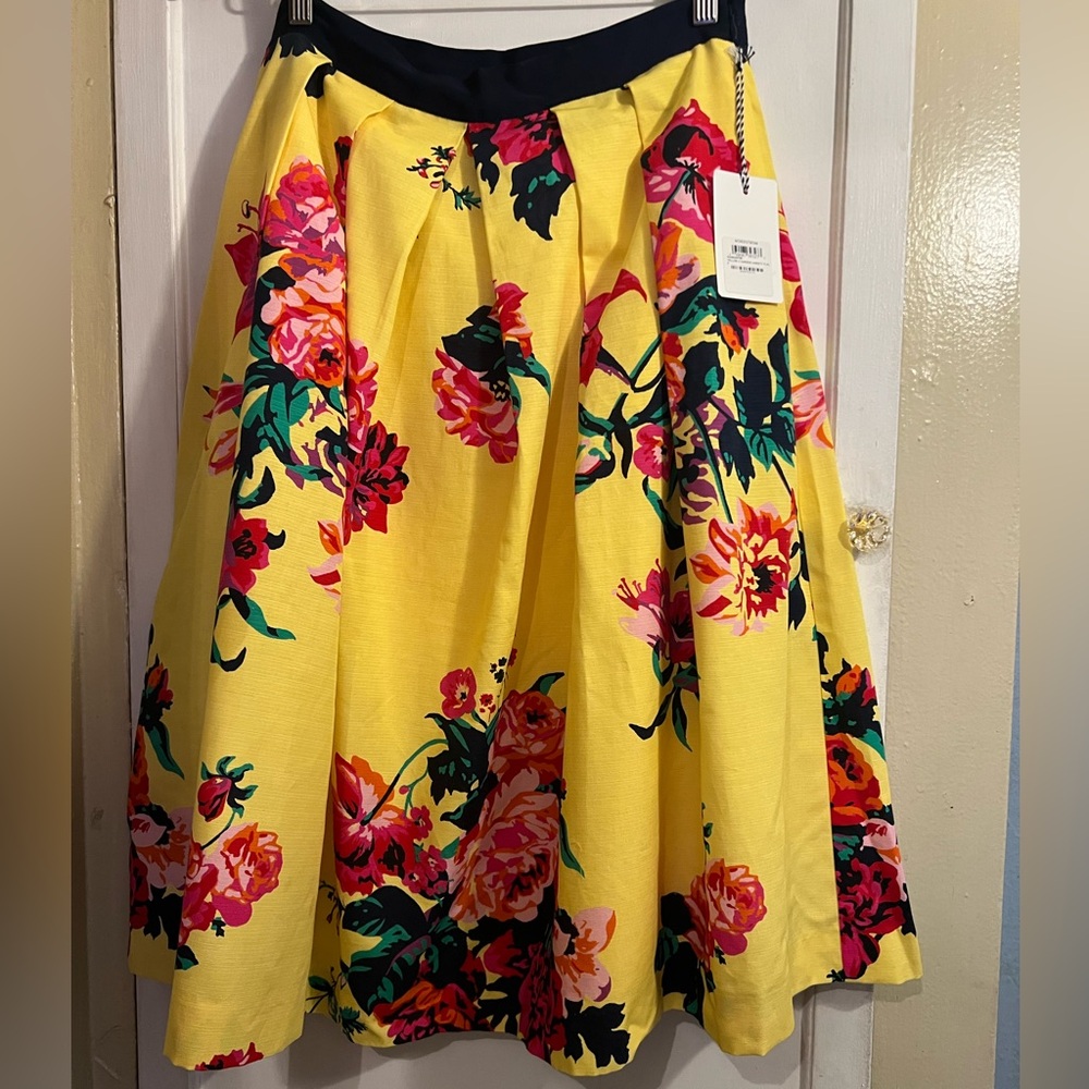 1901 vibrant Floral Yellow Skirt